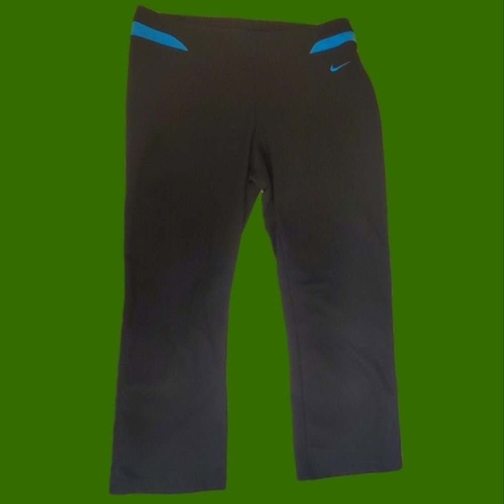 Nike Women's Pants Medium Black FIT DRY Elastic Waist